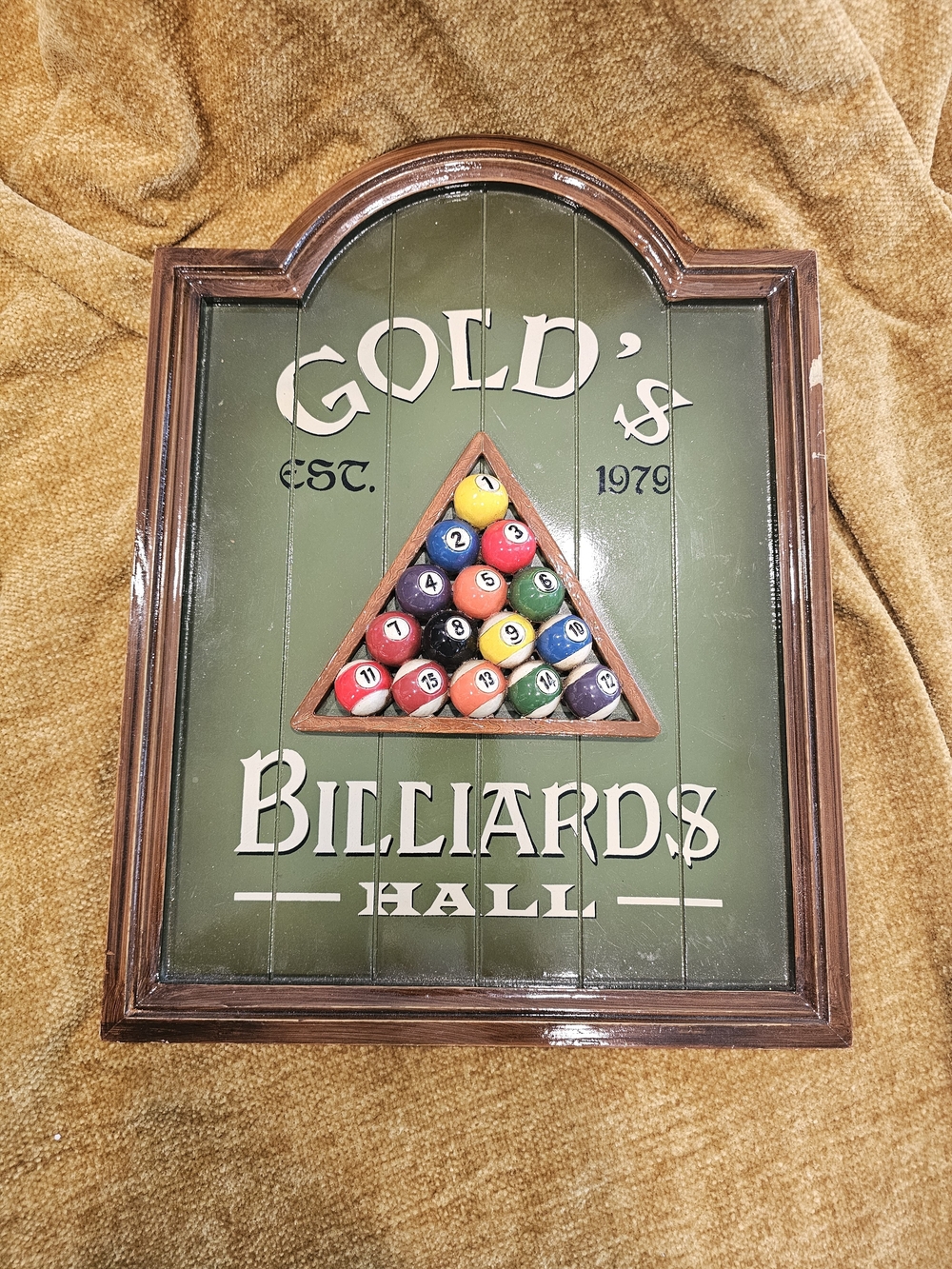Designstyles Gold's Billiards Hall Wood Wall Sign Green